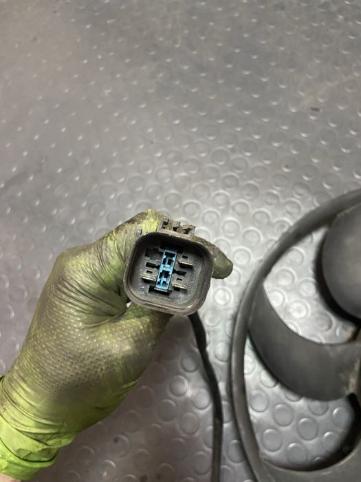 Продавам перка за BMW с номер 1137328144 за  E46 E90 E91 E92 E81 E87 E82 E88