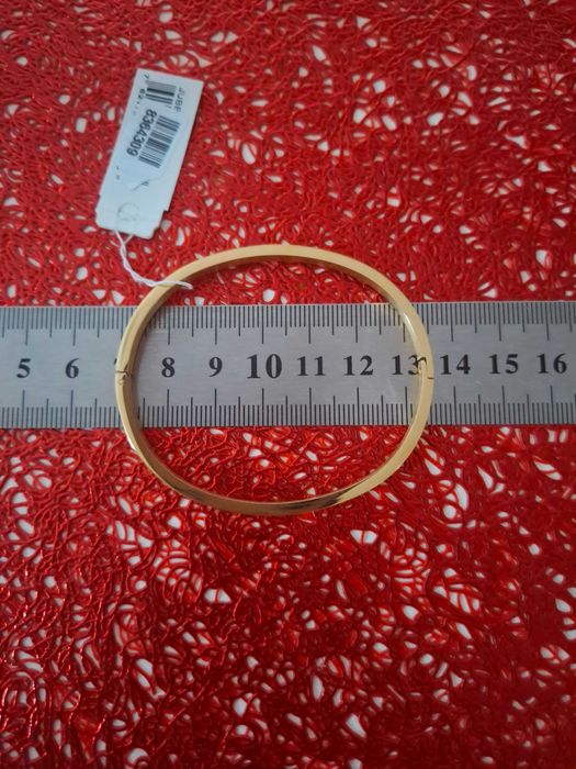 Дамска гривна GUESS