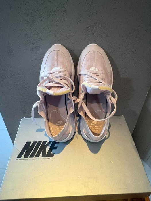 Дамски маратонки NIKE 40
