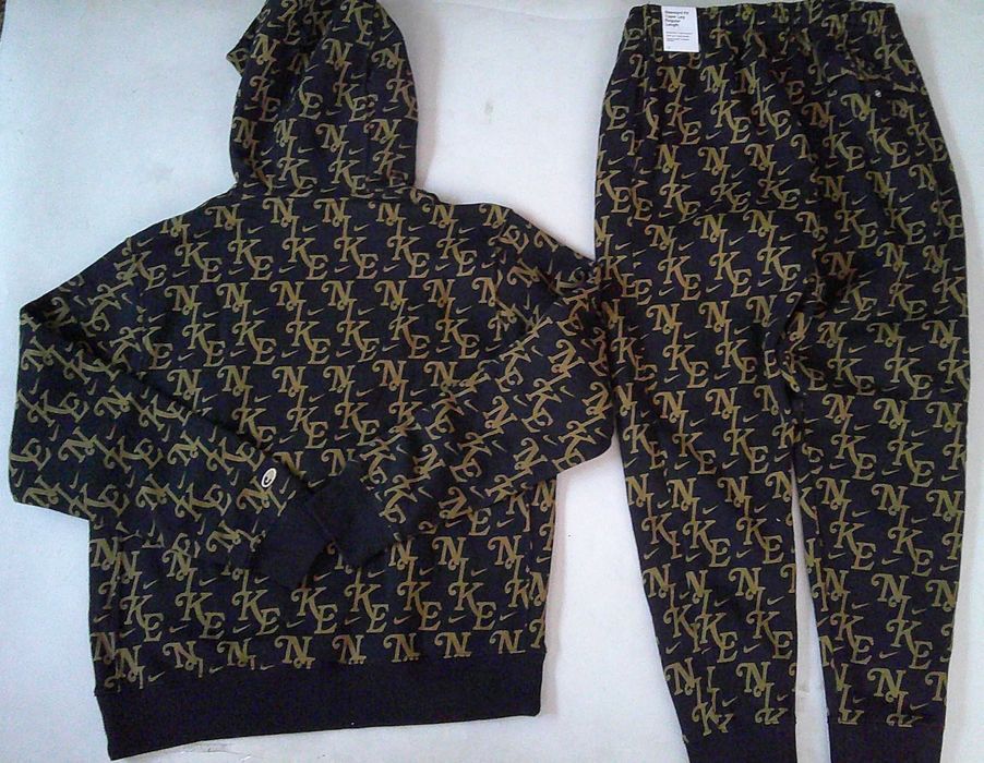 Nike Club All Over Prints мъжки комплект размер М от Сащ