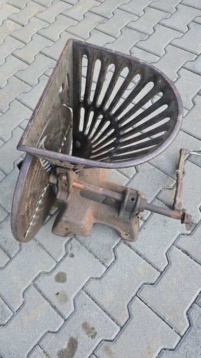 Tocător manual fructe