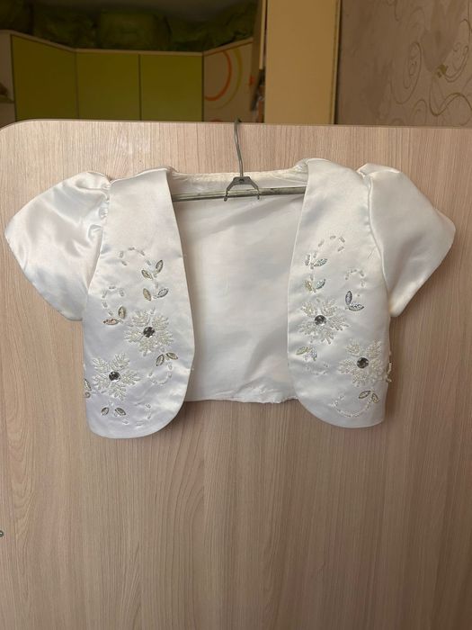 Нарядное платье 5-8 лет, можно на НГ