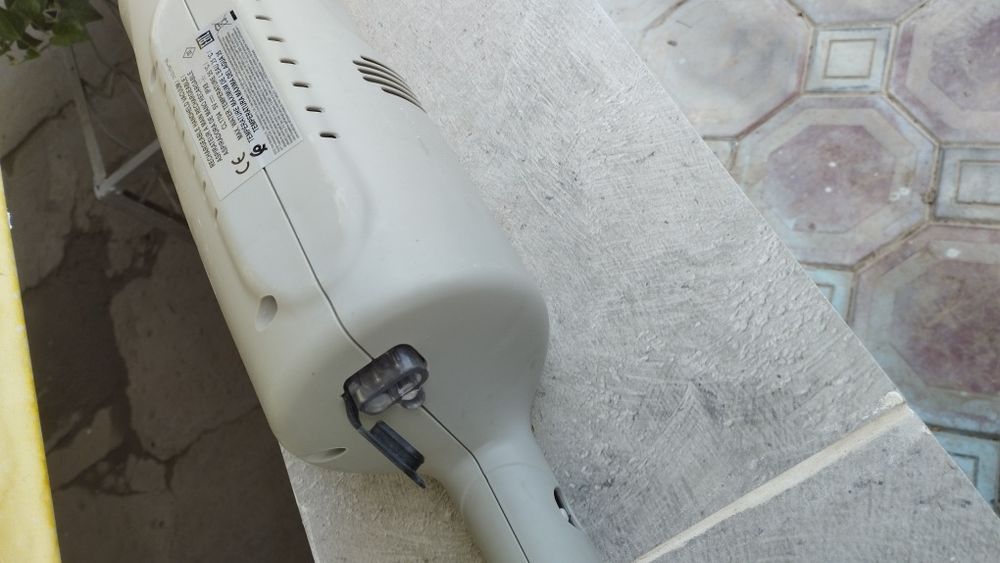 Перезаряжаемый ручной пылесос ИНТЕХ