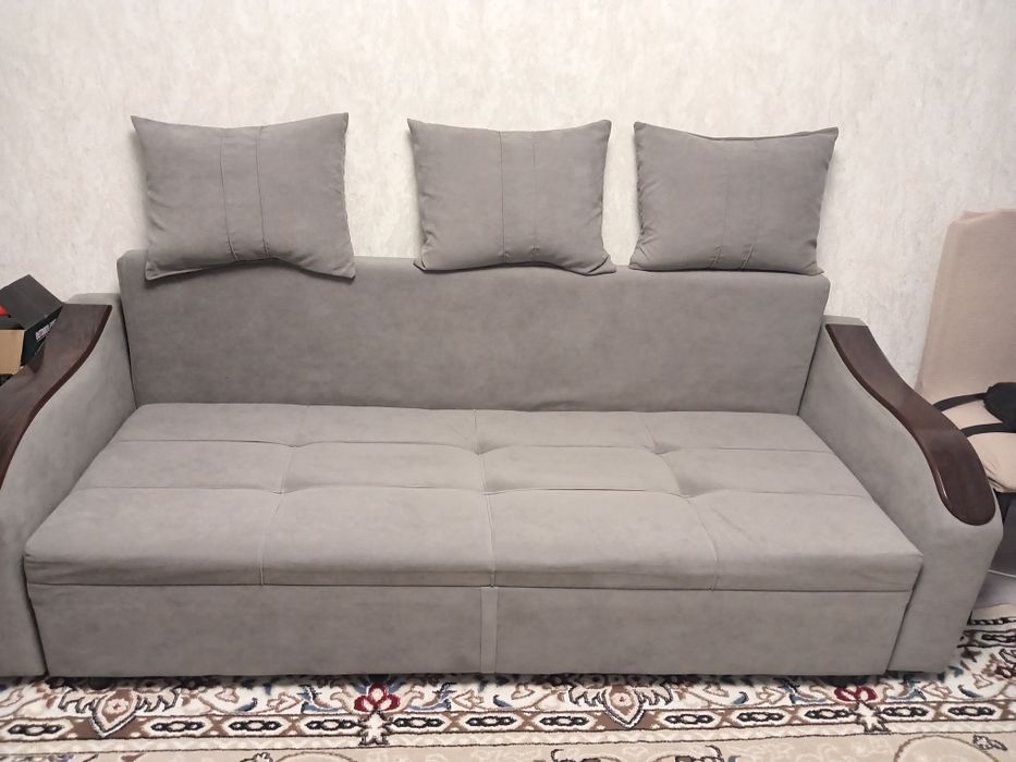 Мягкая мебель диван
