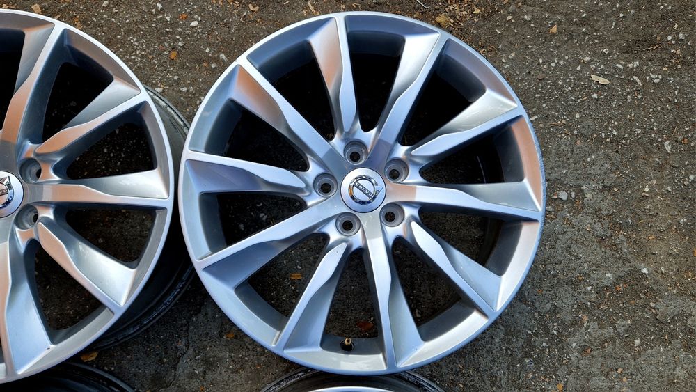 Волво 18 5х108 лети джанти Volvo S60 S80 S90 V60 V70 V90 XC. 5X108
