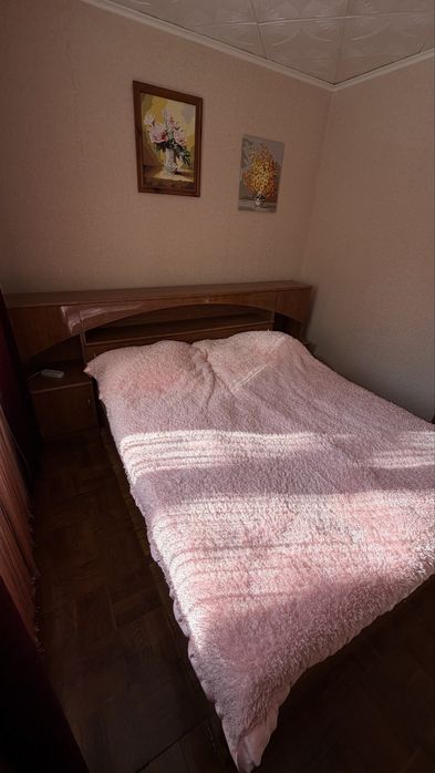 Кровать двуспальная