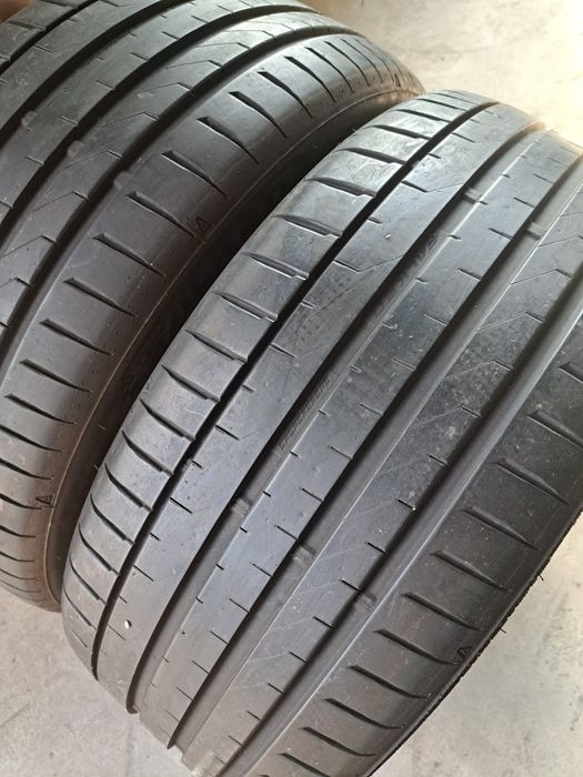 2 anvelope vară 235 35 r19 Falken