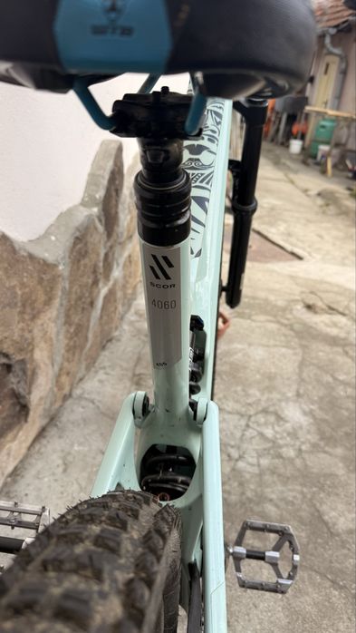 De vanzare bicicleta carbon SCORE 4060