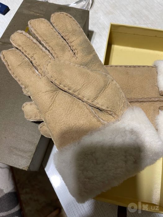 Женские перчатки Ugg