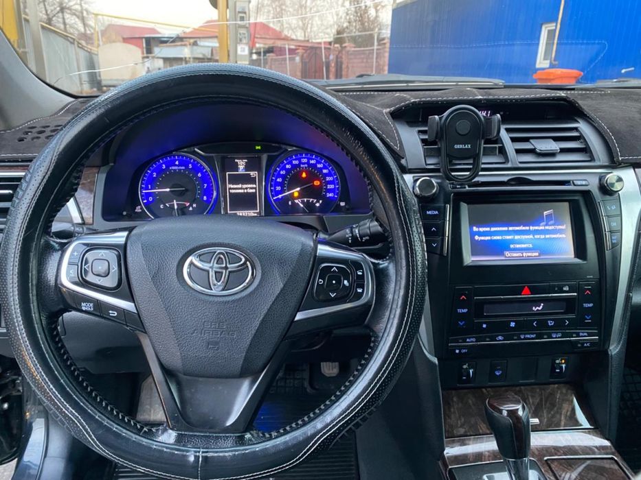 Тойота камри 2015