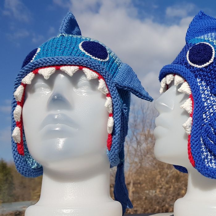 Оригинальная шапка-акула