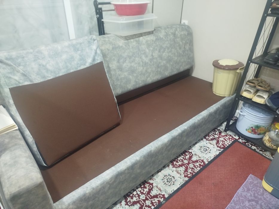 Juda qulay yumshoq Divan sotiladi