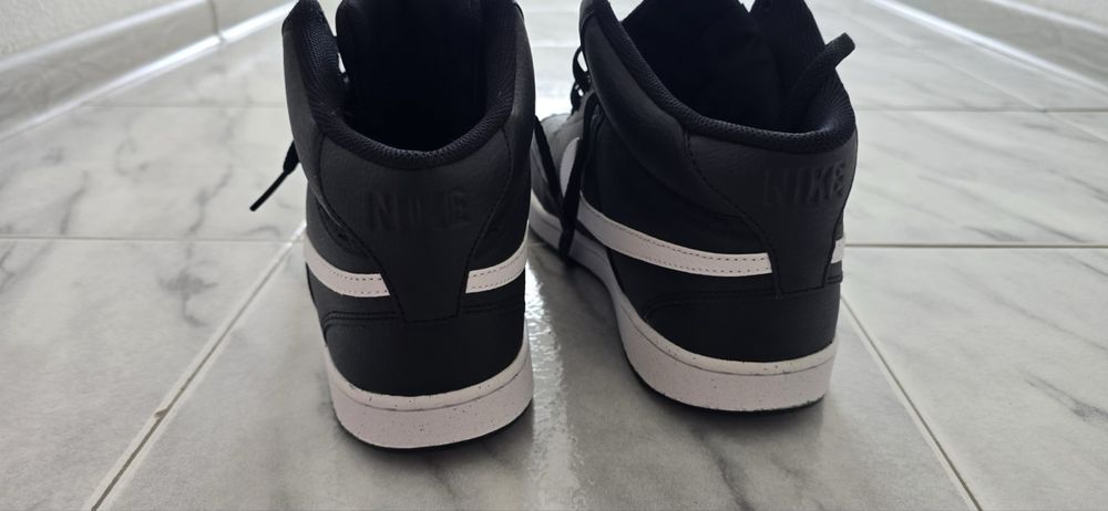 Маратонки Nike court vision mid nn