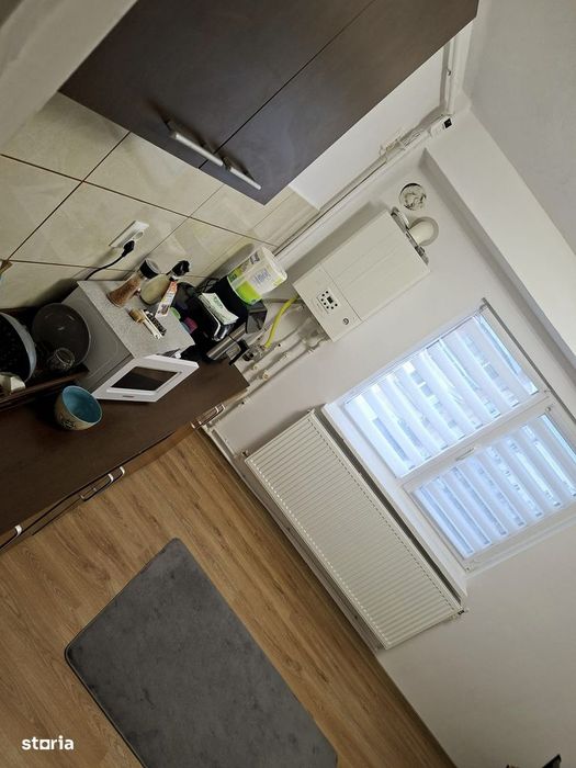 3 camere Banat , RENOVAT  Decomandat / Centrală , preț NEGOCIABIL