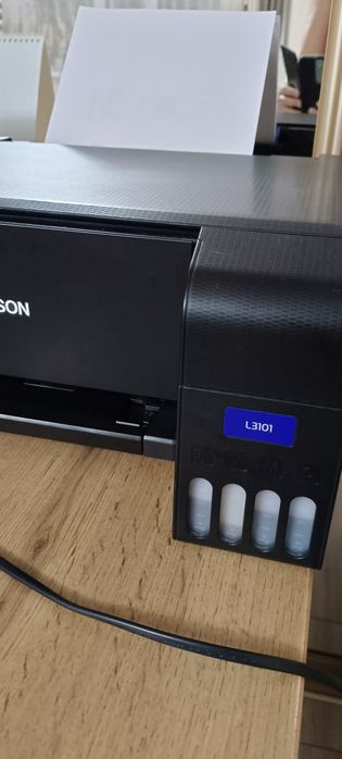 Продам цветной принтер Епсон 3101