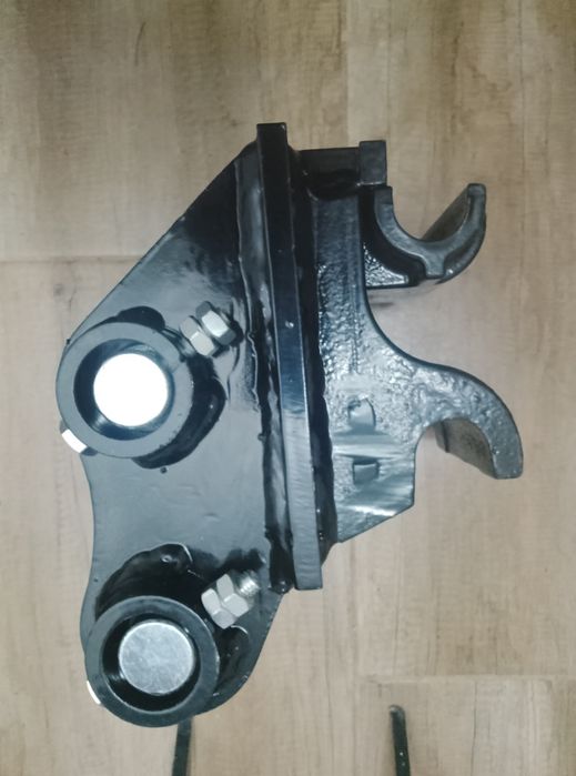 Бързосменика.гребло и рипер за мини багер