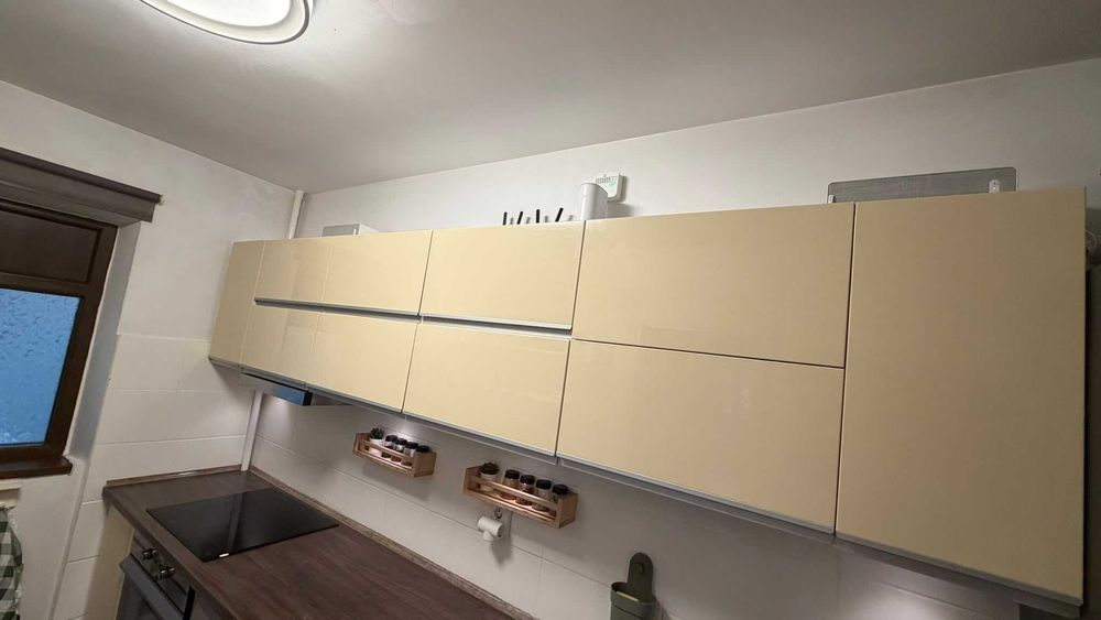 Corp bucatarie modular, suspendat facut pe comanda din MDF - 3m