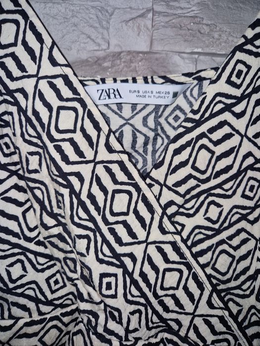 Чисто нова рокля zara