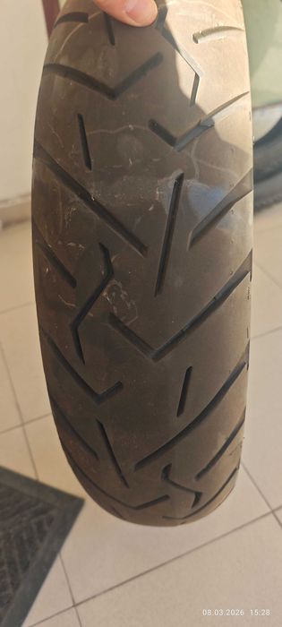 Продавам задна гума за мотор PIRELLI SCORPION TRAIL 2 150/70/17
