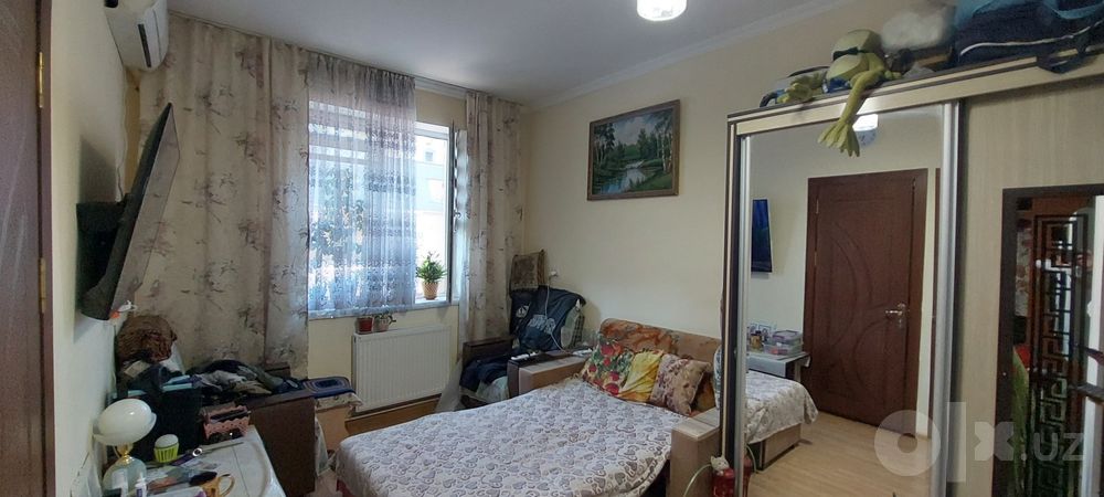 1 ком. квартира, 31 м². 1²/5/6. Сергели 3А, Янгихает р-н. Дом кирпичн.