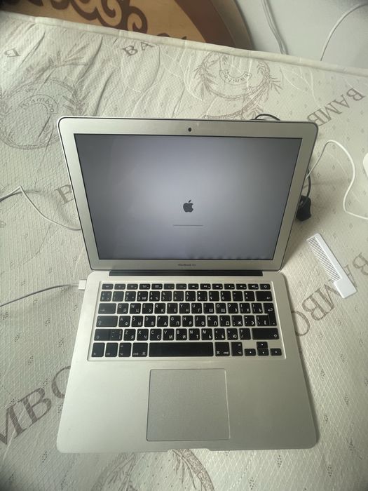 Macbook 2012 года