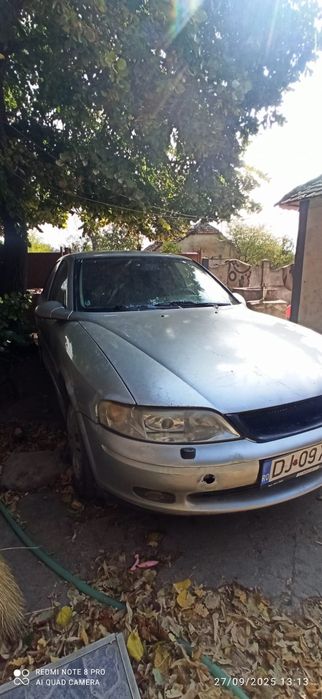 Vând Opel Vectra, 2001 motor 1.8 benzina si Gpl