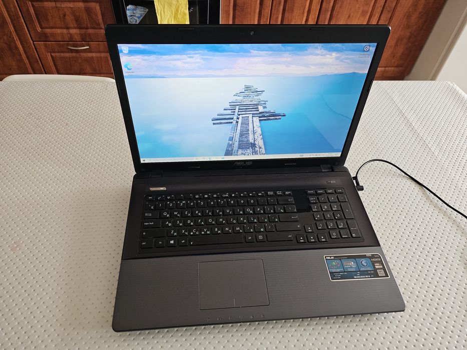 Ноутбук Asus K95V