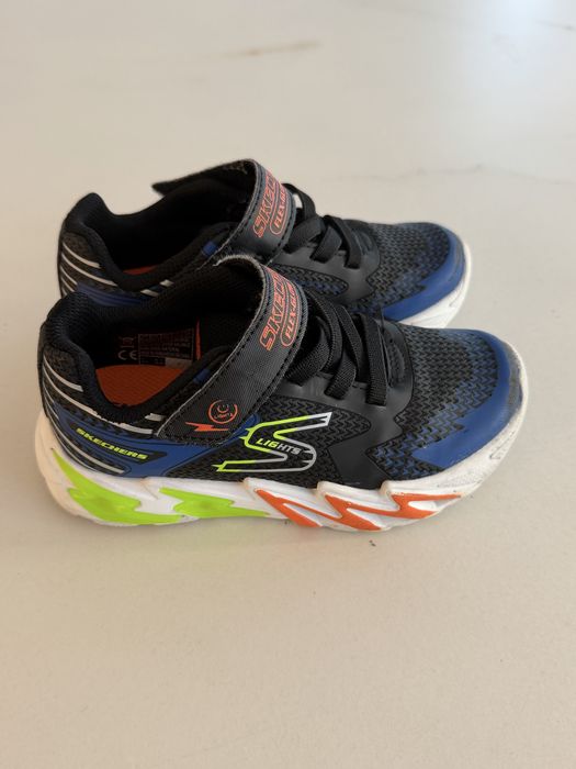 Светещи маратонки Sketchers