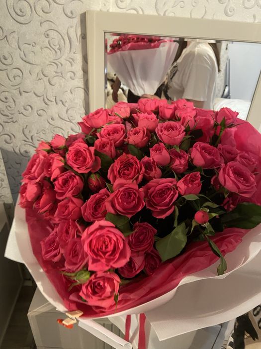 Кустовые розы 11 веток