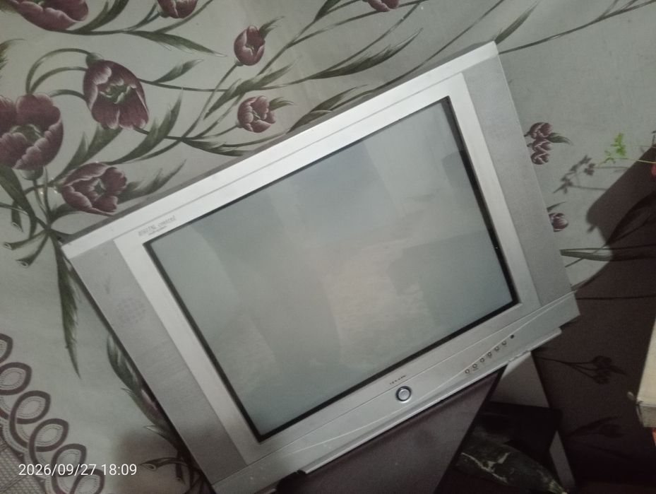 Телевизор в рабочем состоянии