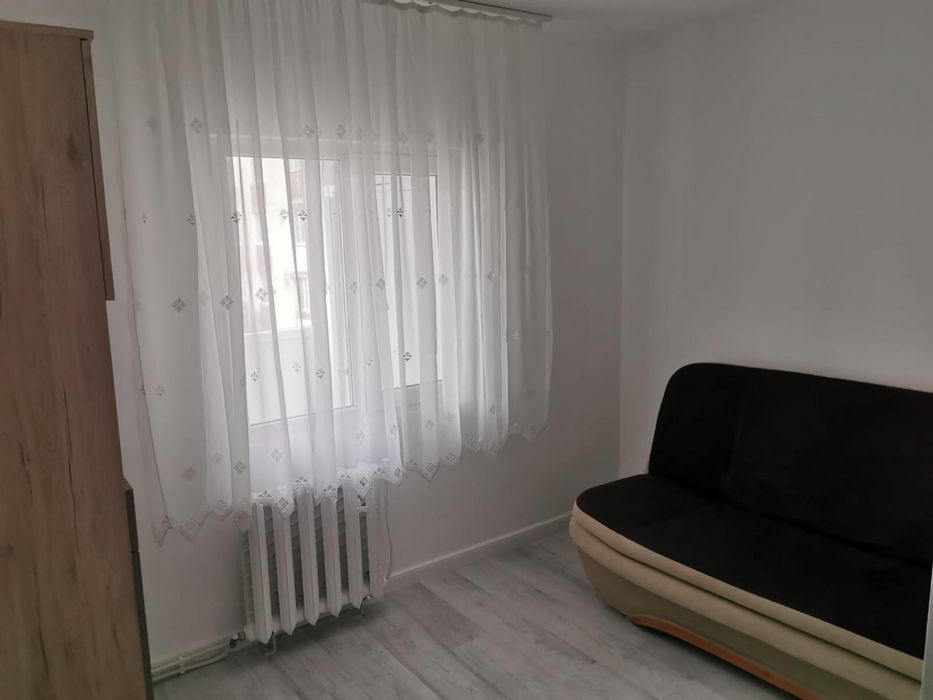 Vând apartament
