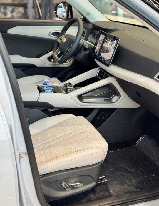 BYD yuan up smart driver