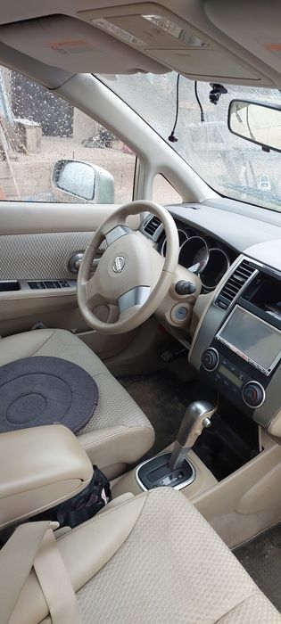 Ниссан тида япония