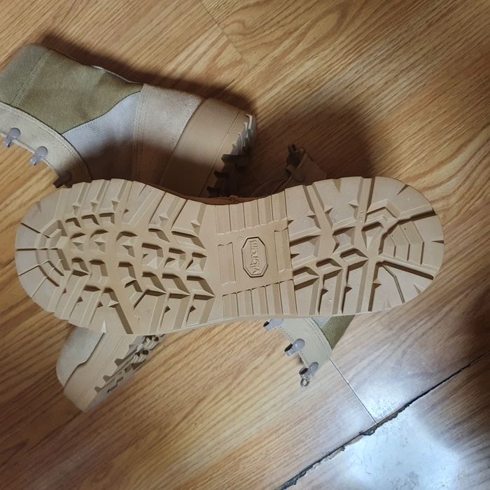 Cizme militare UFCW Mondo PT Vibram Steel Toe din piele/pânză nr. 14 R