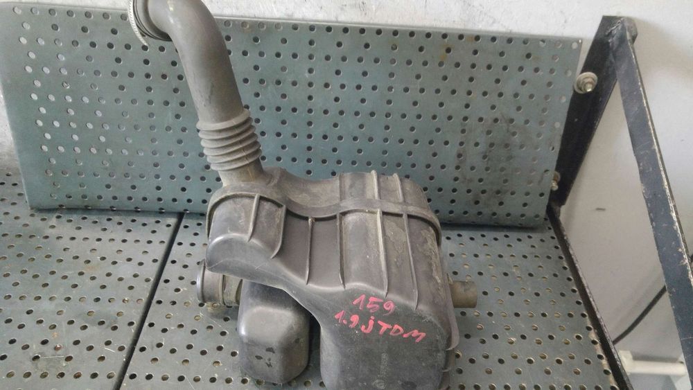 Rezonator filtru aer 1.9 jtd alfa romeo 159 939 51770155