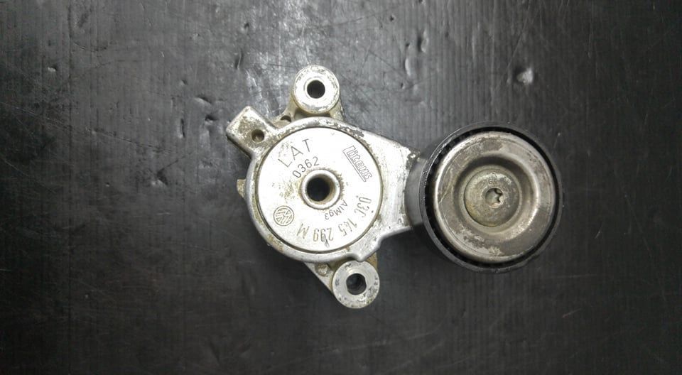 Rola intinzator 1.4 tsi vw touran 03c145299m