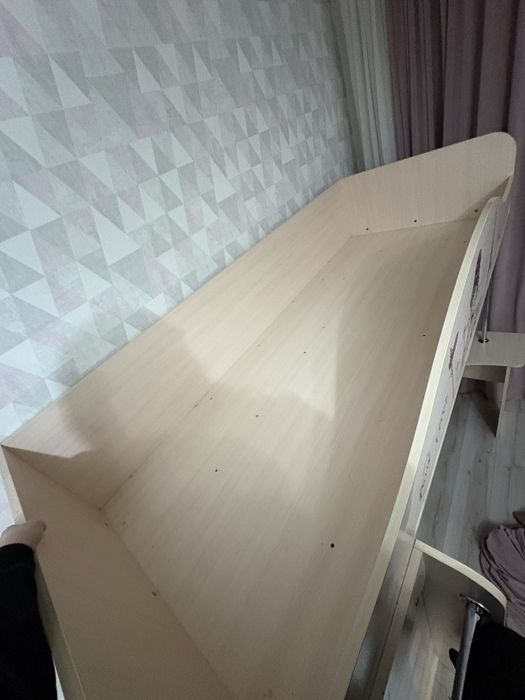 Детская сатылады .бағасы 20мың.таза