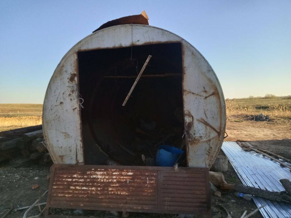Продам бочку 55 куб