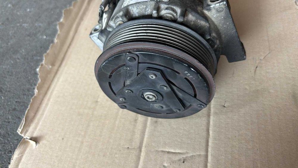 Compresor clima Renault 2.0 dci cod 8200890987