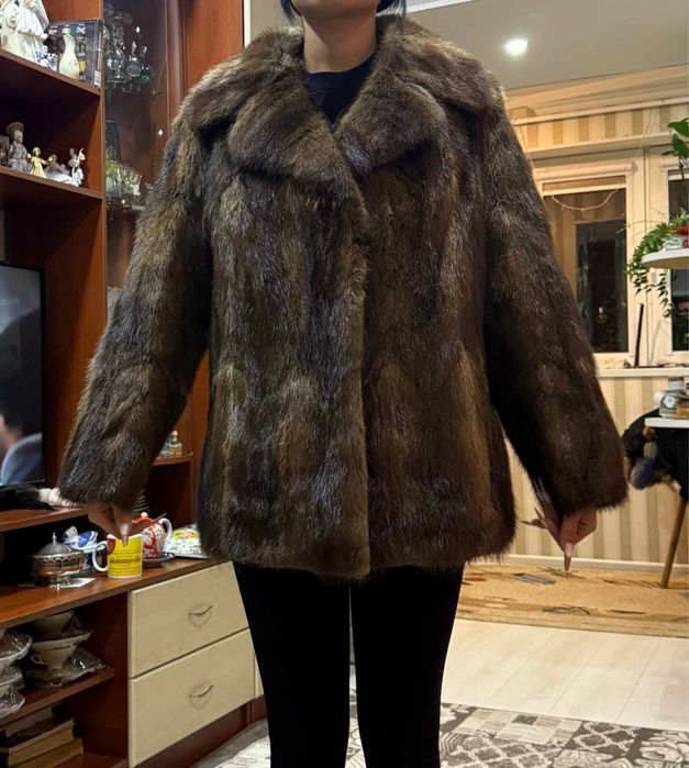 Продается! Шубка.