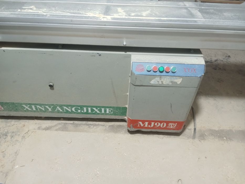 Продам форматно раскроечный станок