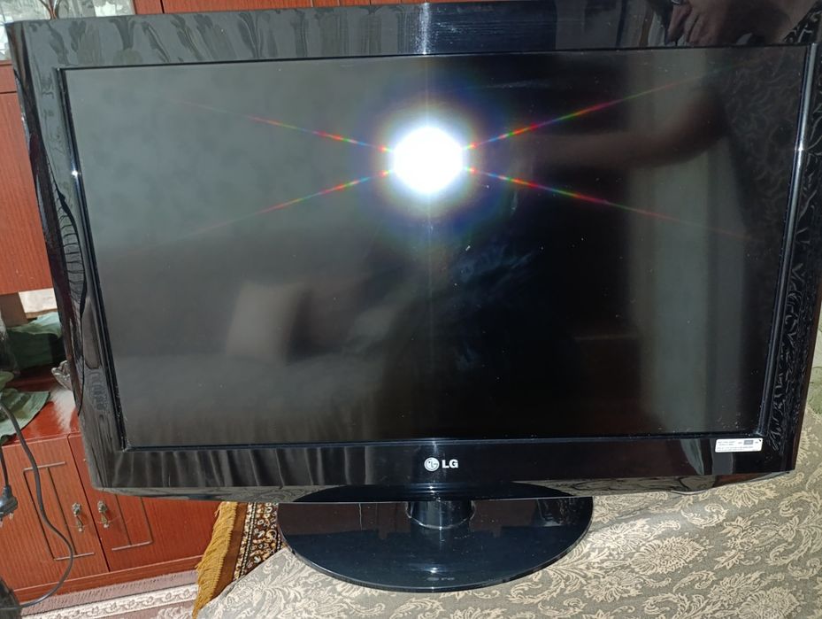 Телевизор LG 40 диагональ