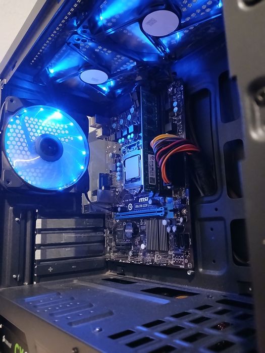 Корпус GameMax c Corsair Cx600