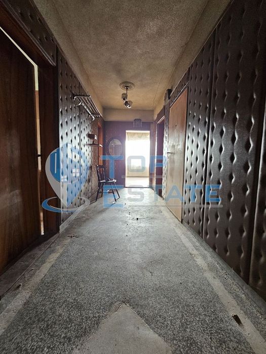 Продава се Четиристаен апартамент в Полски Тръмбеш - 142 кв.м за 293 €/кв.м - Снимка #10