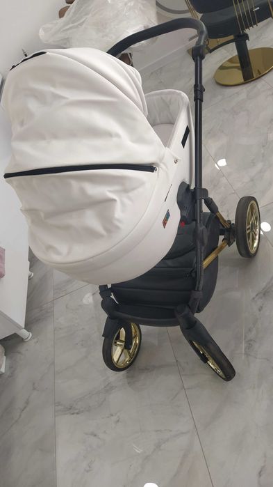 Бебешка количка 3 в 1