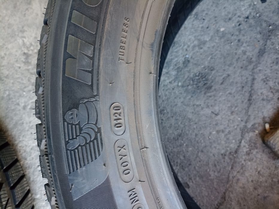 4 anvelope de iarna Michelin 235/50 R19 2xdot 0120 2xdot 4018