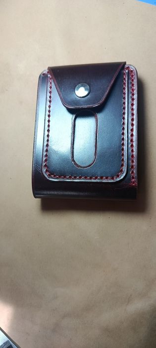 Портмоне  из натуральной кожи.