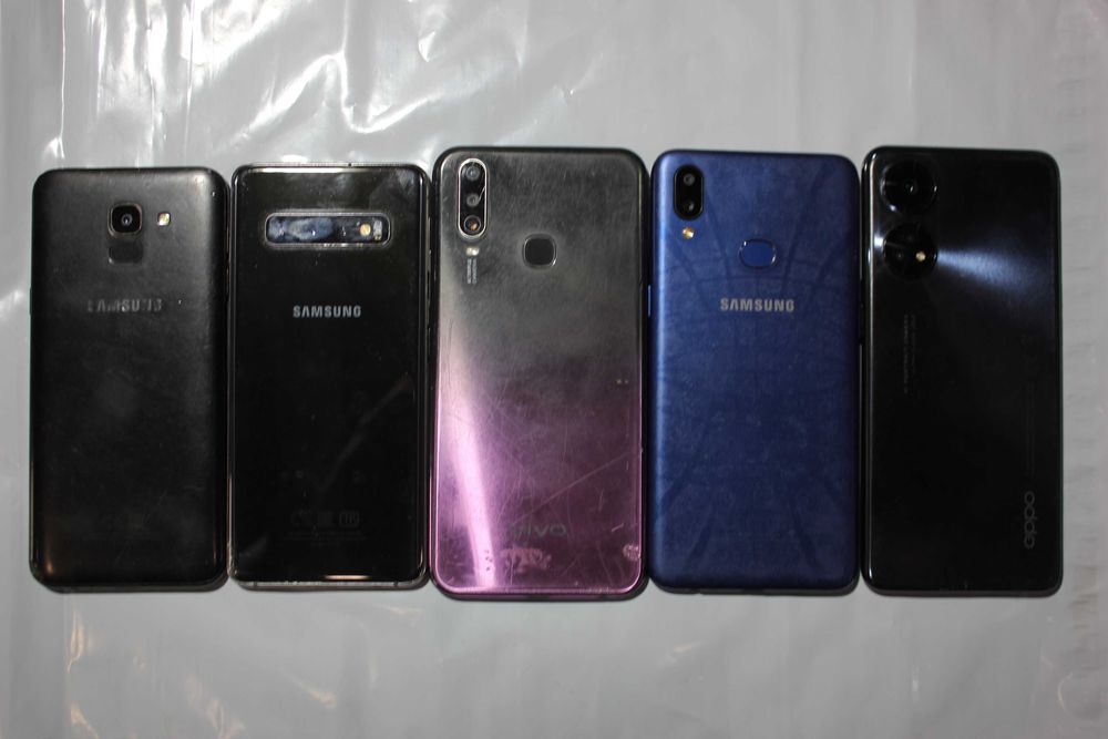 телефоны нерабочие на разбор