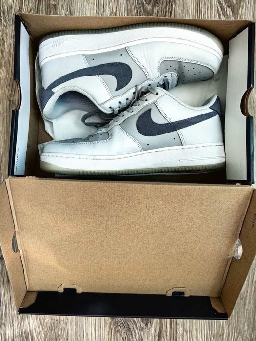 Nike Air Force 1
