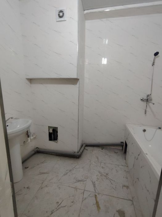 Tantana yaqinida kvartira zudlik bilan sotiladi